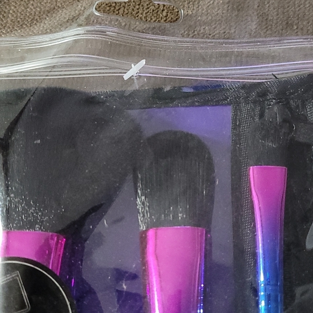 Makeup brush collection - Picture 3 of 4